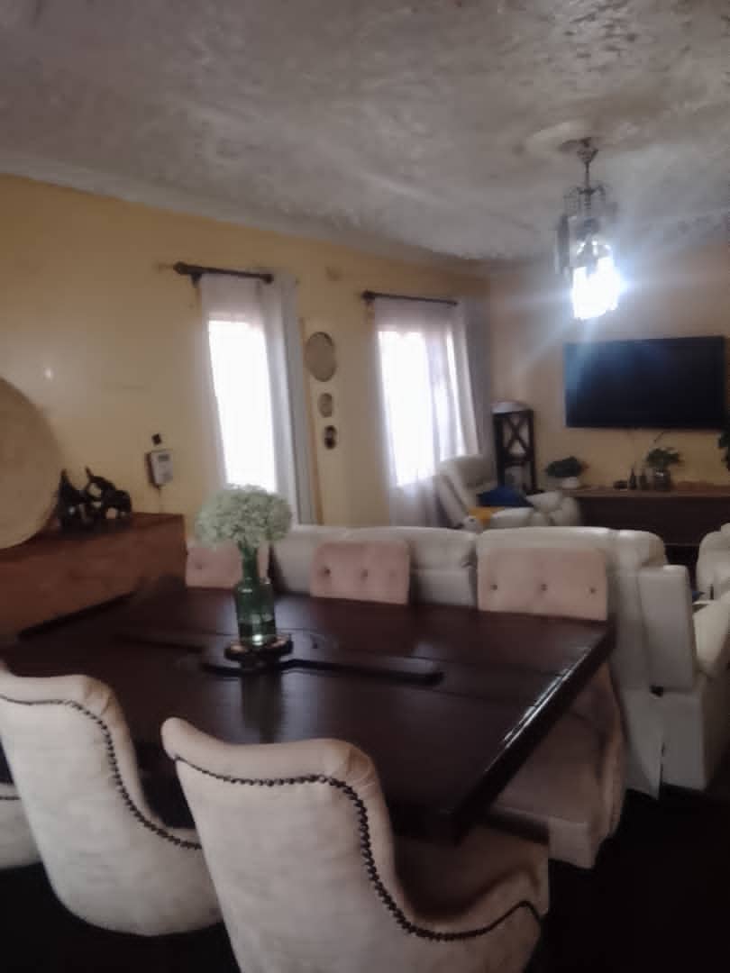 Spacious 2 Bedroom Wing