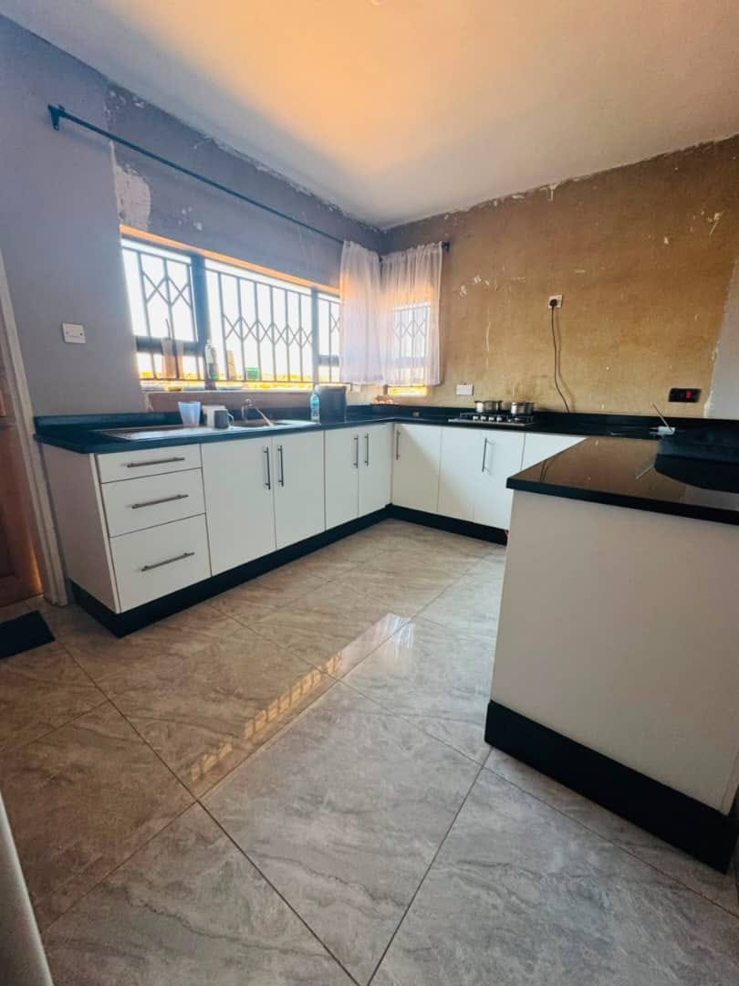 Self Contained 3 Bedroom House
