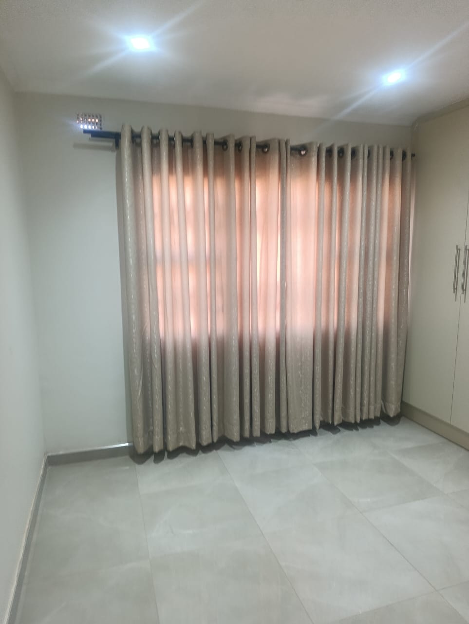 Neat 2 Bedroom Cluster