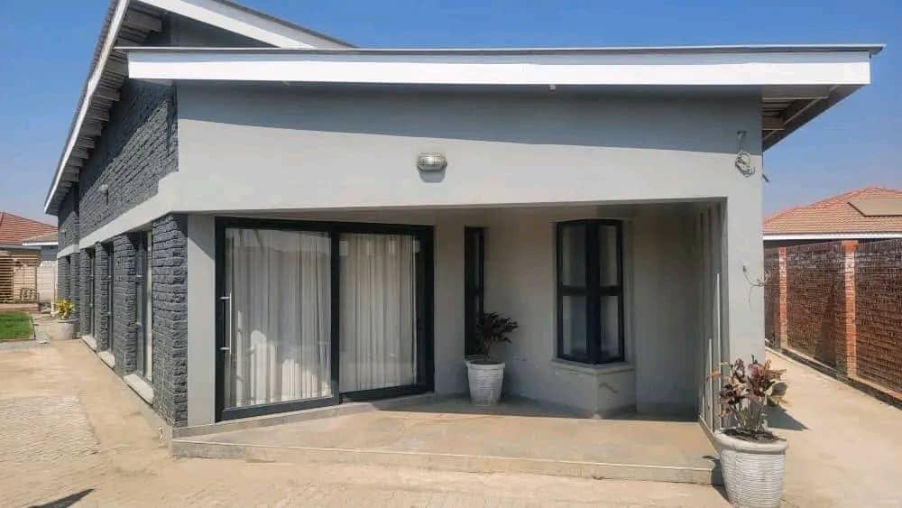 Beautiful 4 Bedroom